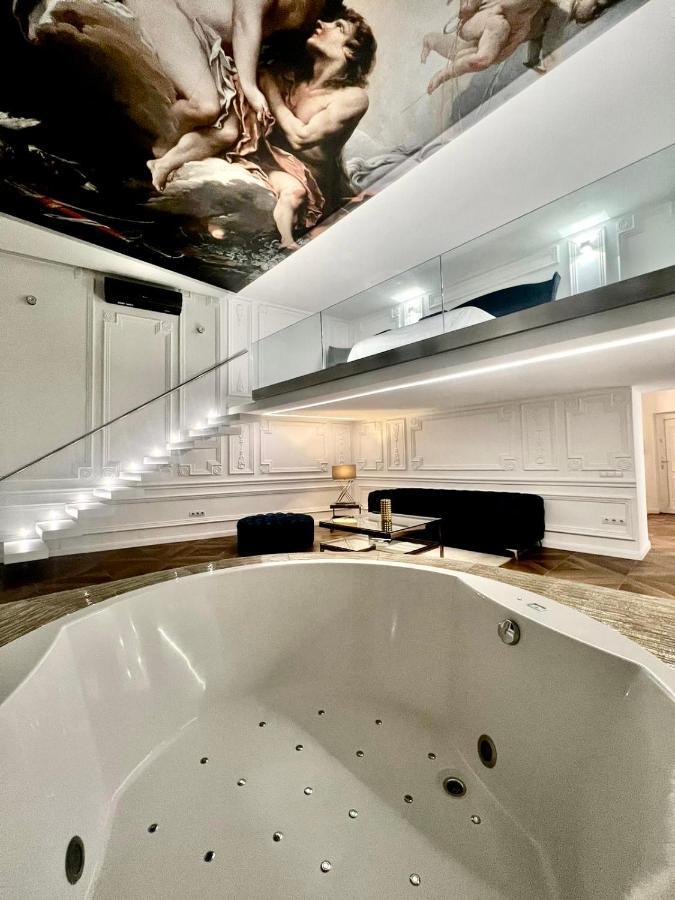 Vip Jacuzzi Luxury Apartment Budapest Exterior photo